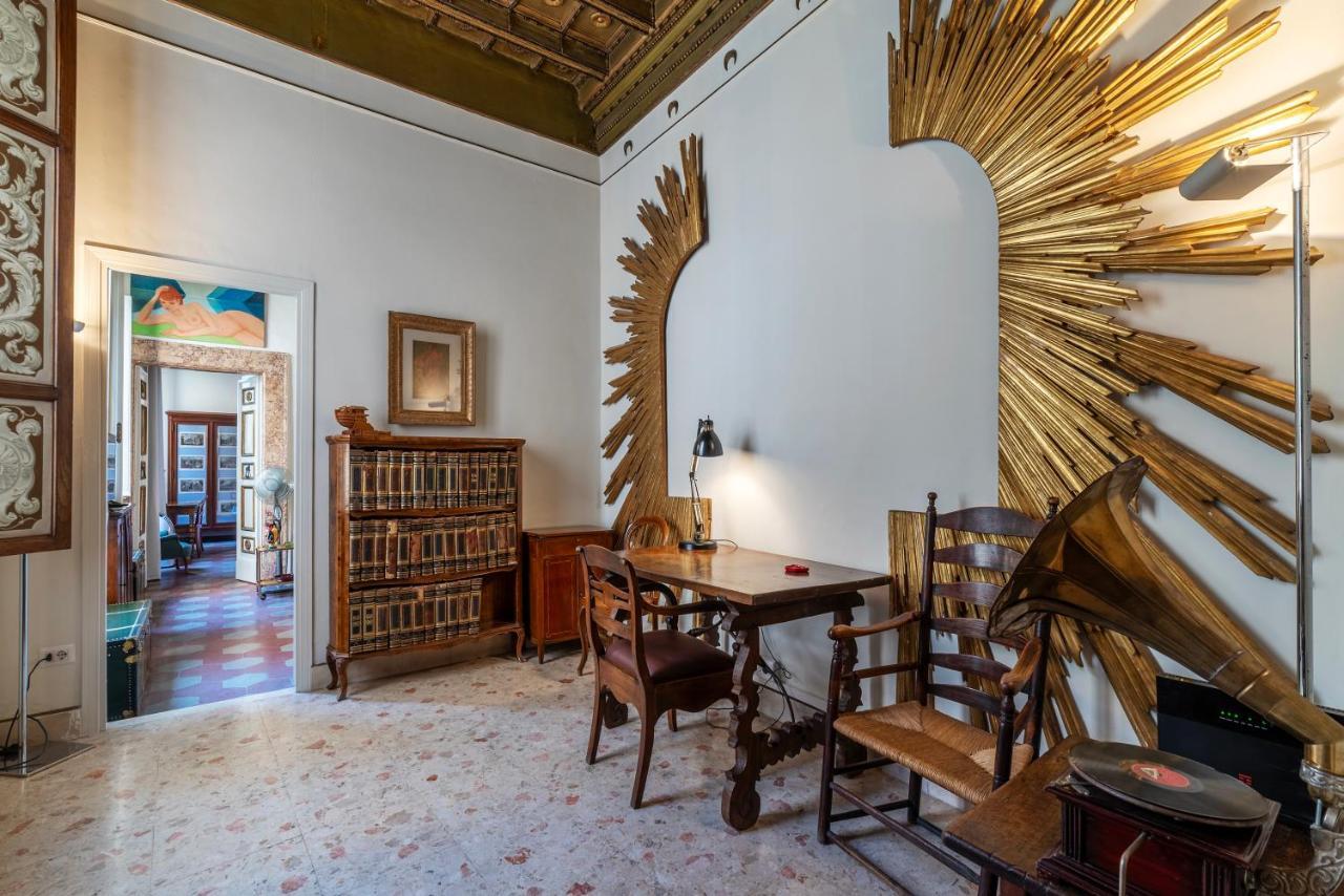 Pantheon Apartment - L'Angolo Nascosto Dei Quadri โรม ภายนอก รูปภาพ