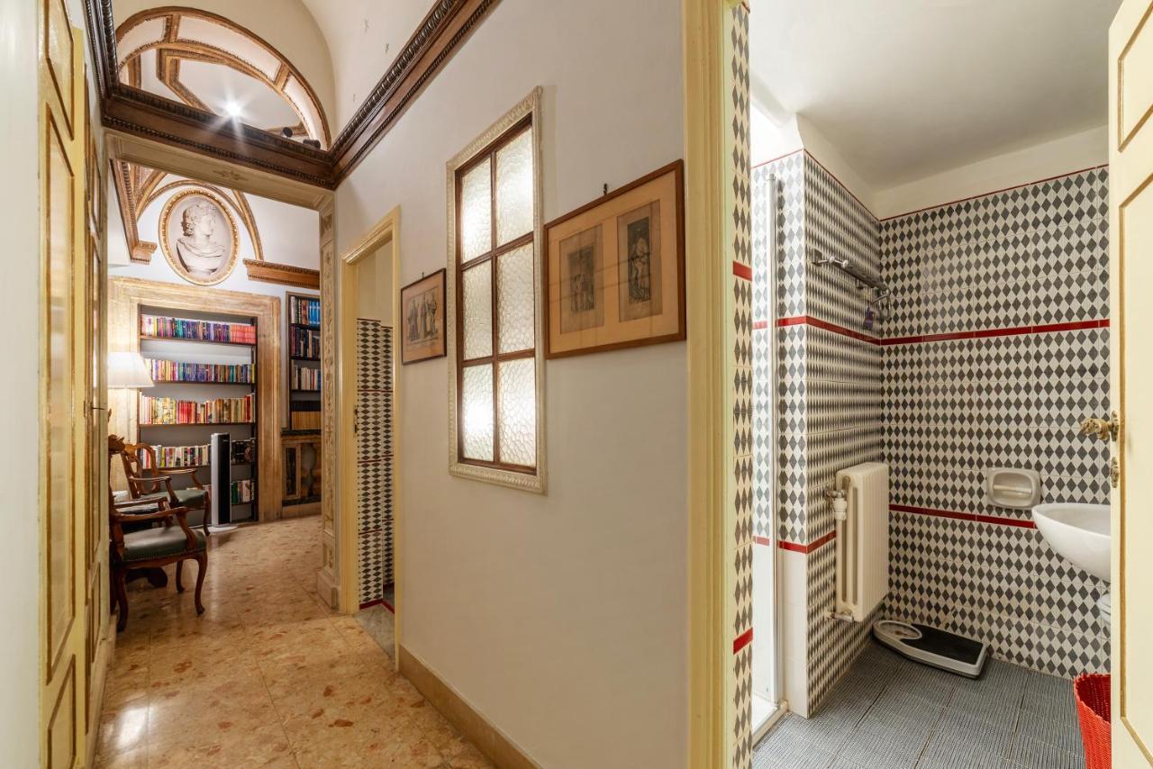 Pantheon Apartment - L'Angolo Nascosto Dei Quadri โรม ภายนอก รูปภาพ